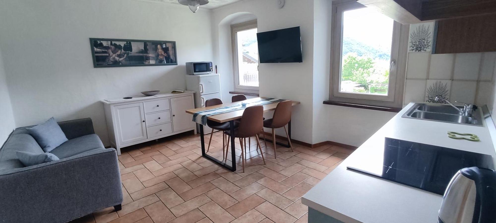 Ledro Lake Suite "Pur" Mezzolago Rum bild
