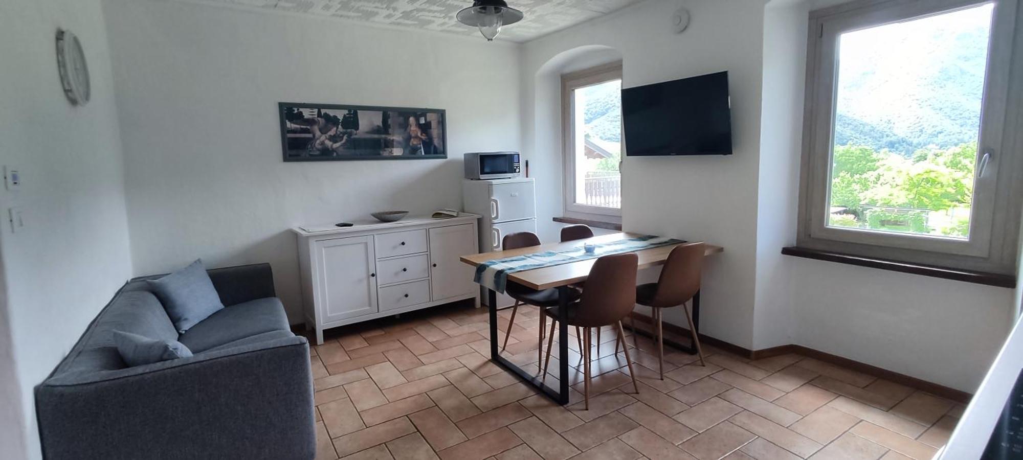Ledro Lake Suite "Pur" Mezzolago Rum bild
