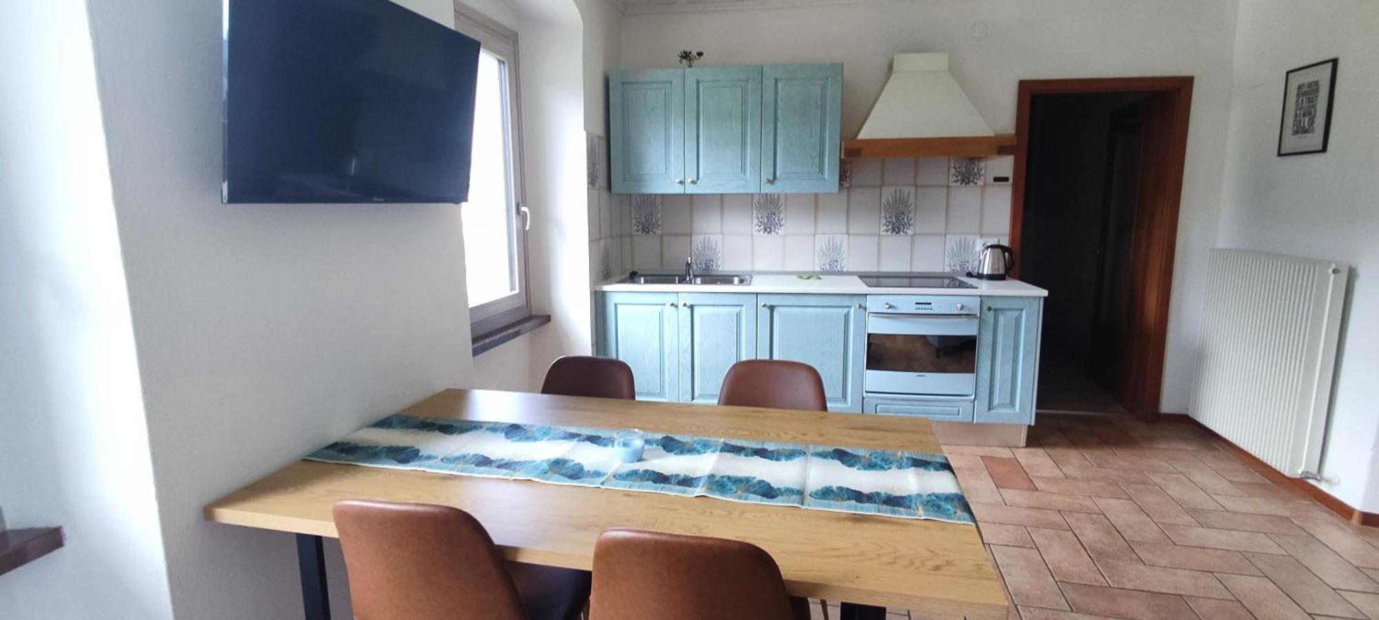 Ledro Lake Suite "Pur" Mezzolago Rum bild