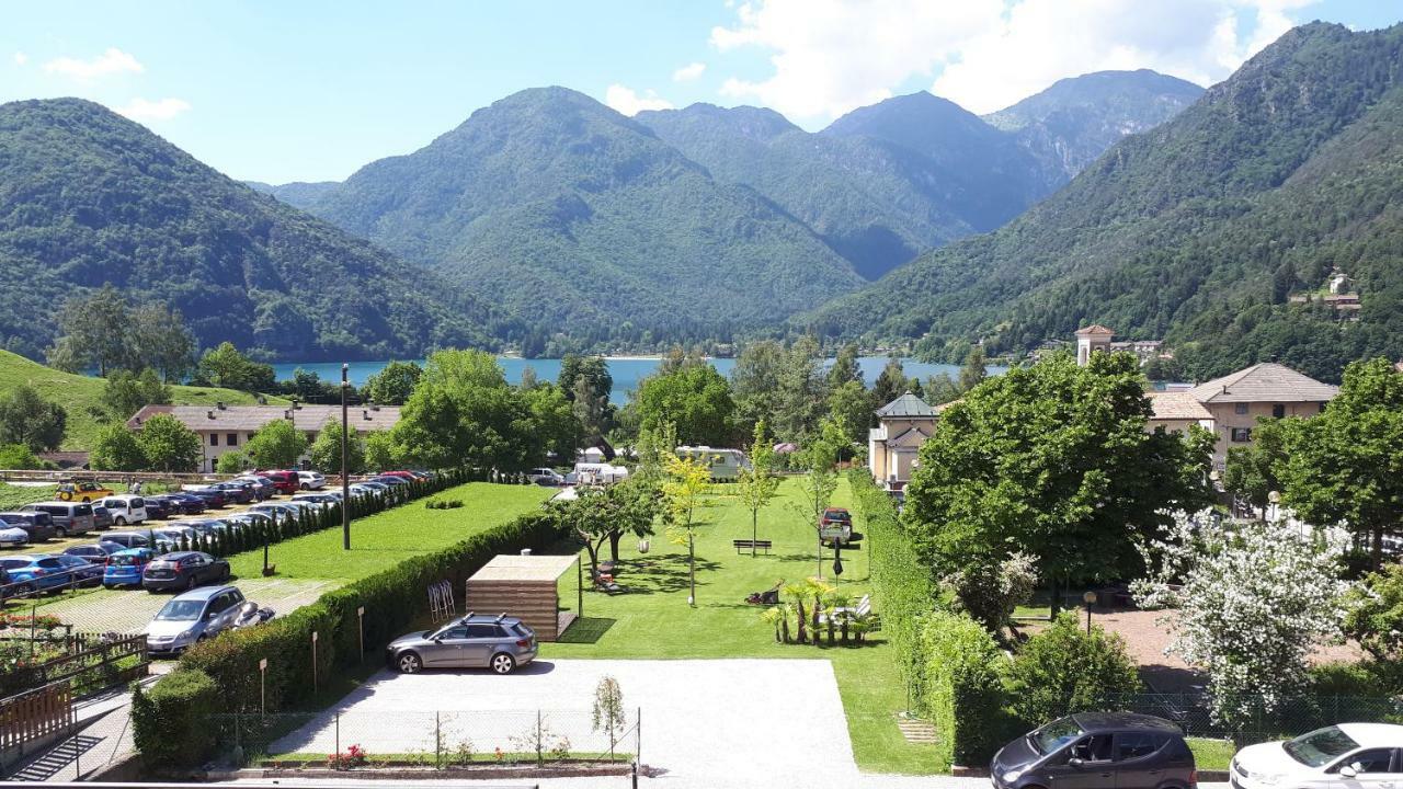 Ledro Lake Suite "Pur" Mezzolago Exteriör bild